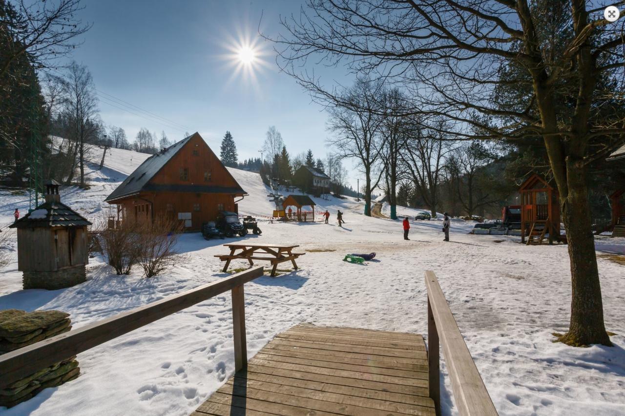 Hotel X-Park Frantiskov Jindrichov Zewnętrze zdjęcie